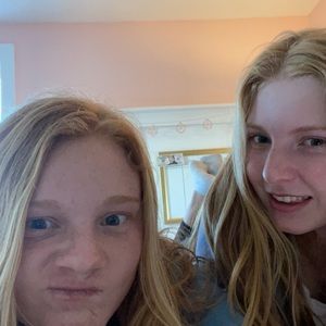 Meet your Posher, Bella